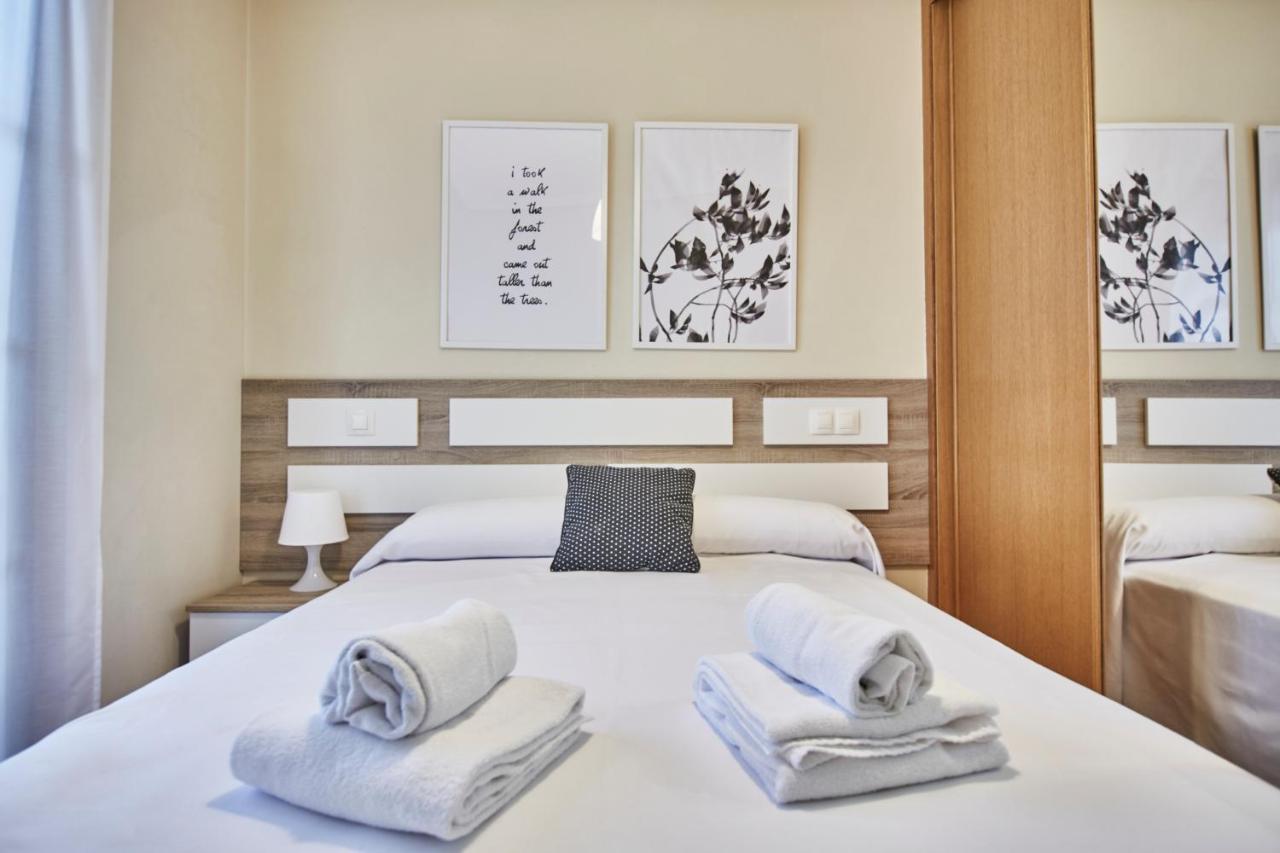 Apartagal- Oceano Vi, Barreiros Luaran gambar