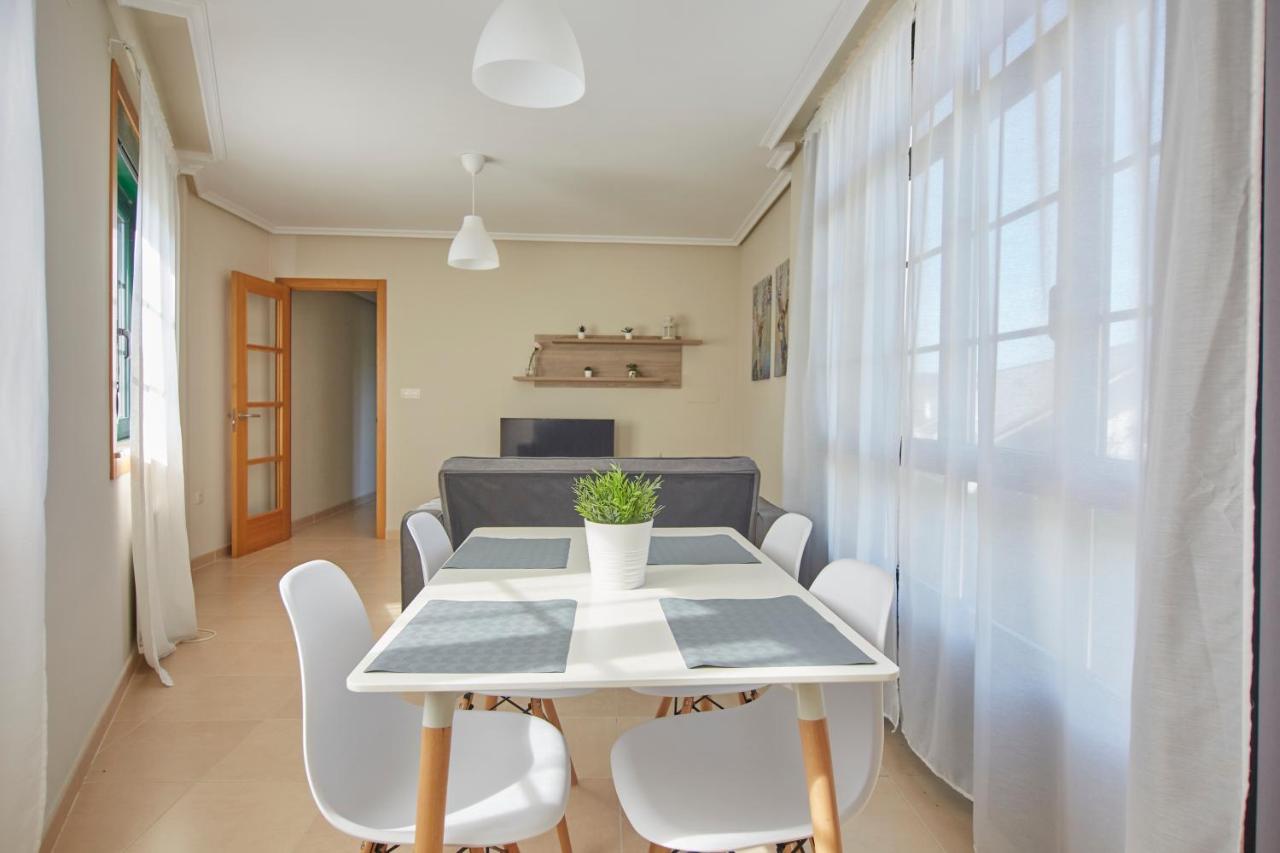 Apartagal- Oceano Vi, Barreiros Luaran gambar